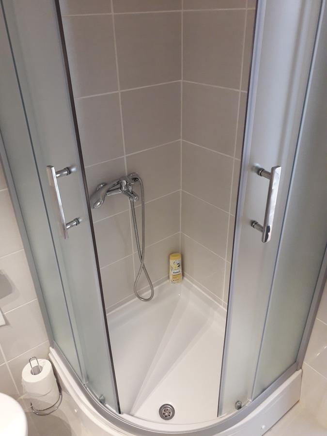 Studio Apartman Ld U Strogom Centru Novi Sad Exteriör bild